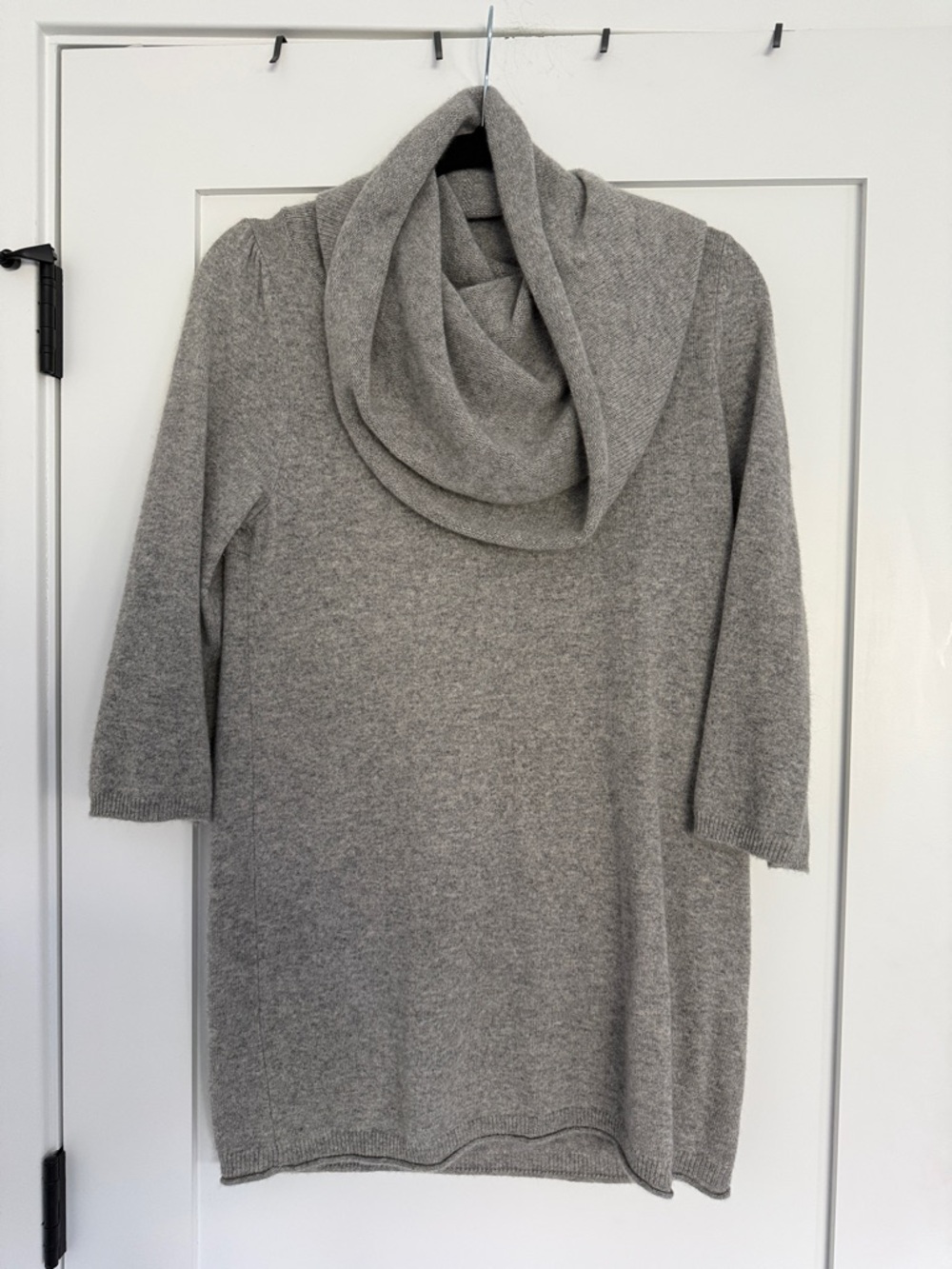 Cynthia Rowley Light Gray 100% Cashmere Cowl Neck Tunic Sweater